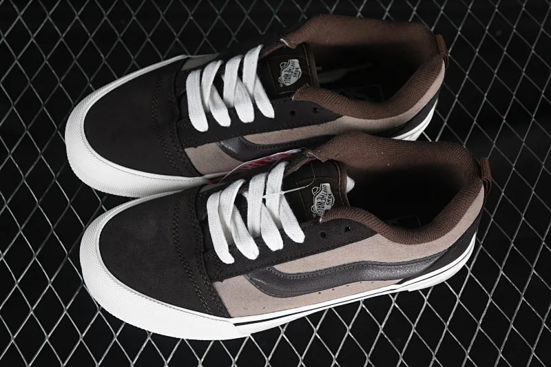 All categories Vans Vans series Vans Low Vans low-top Vans Knu Skool Vans low-top retro casual fat bread shoes VN0009QC2LN